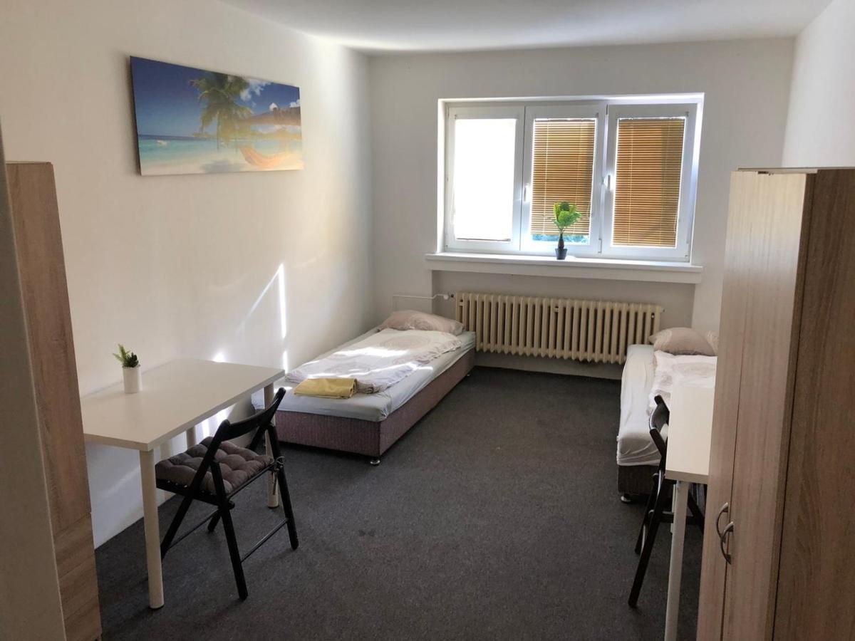Hostel House Near Bvv-Vystaviste Brno Luaran gambar